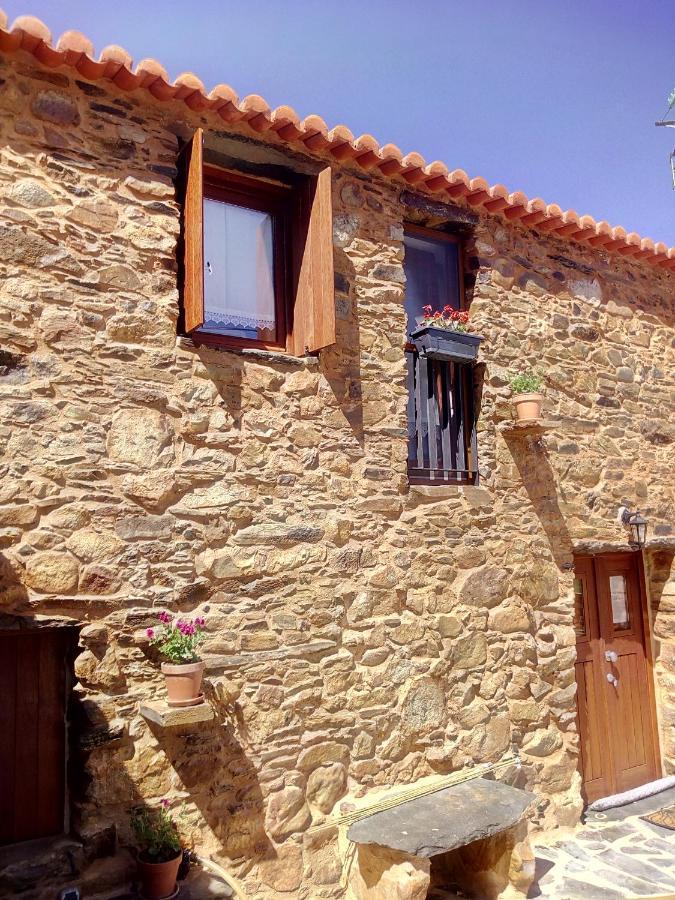 Вилла Refugio Do Raposo/Casa Deneb Montes da Senhora Экстерьер фото